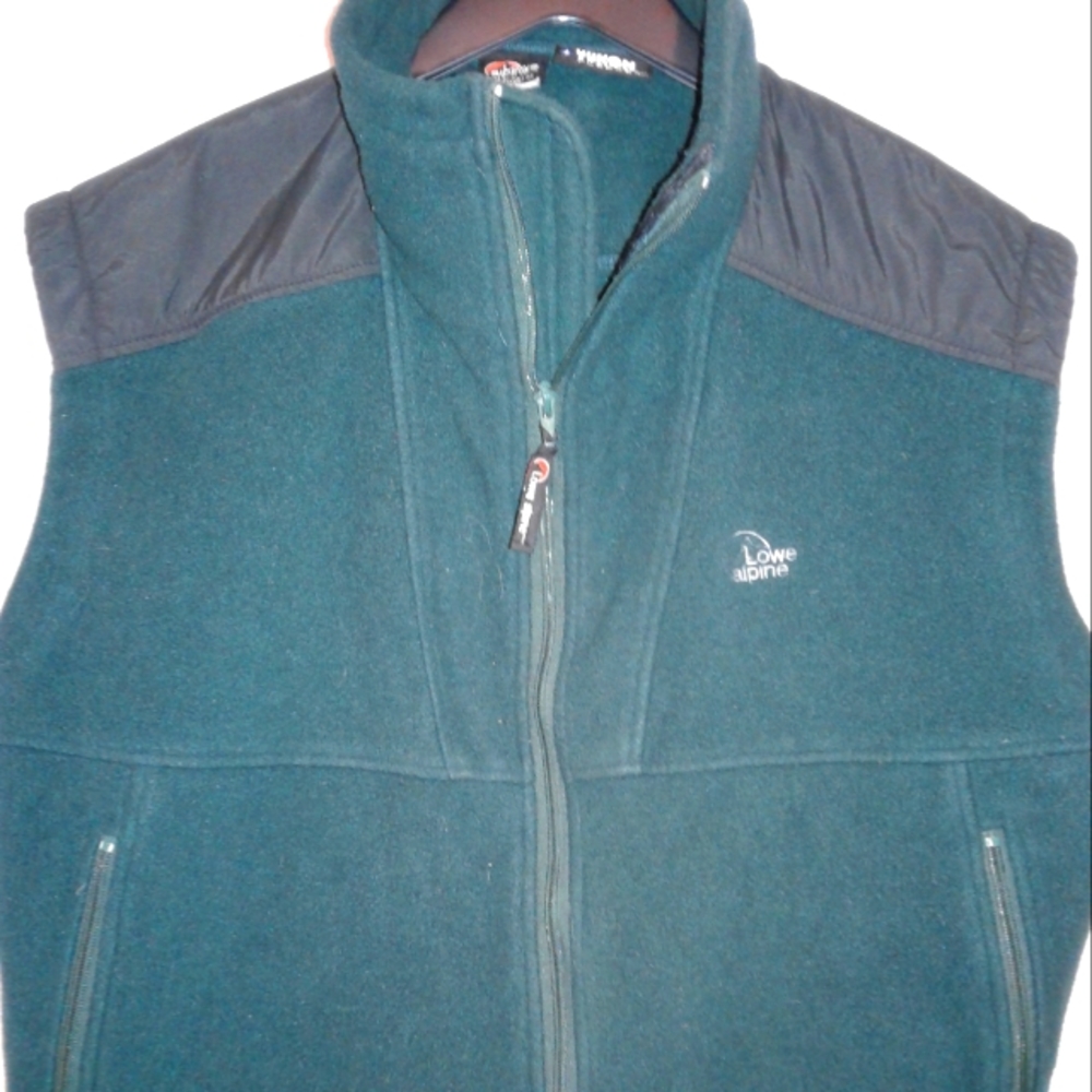 Vtg Lowe Alpine Mens L yukon fleece Green Full Zip Vest jacket made in Canada